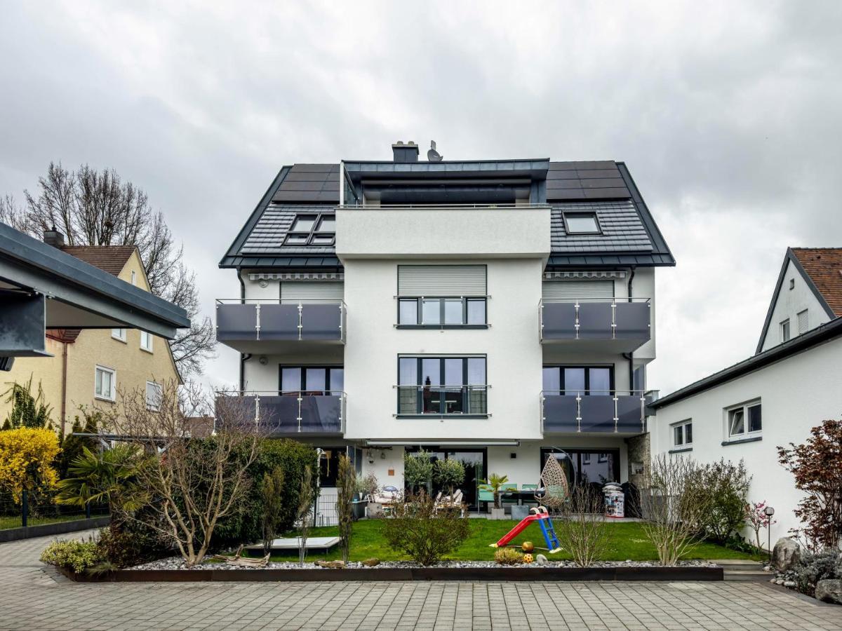 Fink - Vogelhaus Friedrichshafen