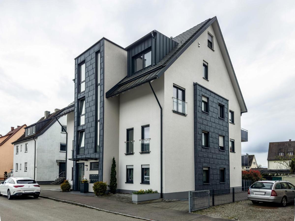 Fink - Vogelhaus Friedrichshafen